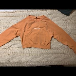 Alphalete Amplify Long Sleeve Crop